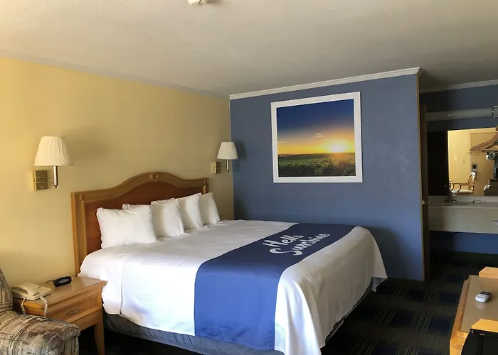 Days Inn By Wyndham Alamogordo White Sands